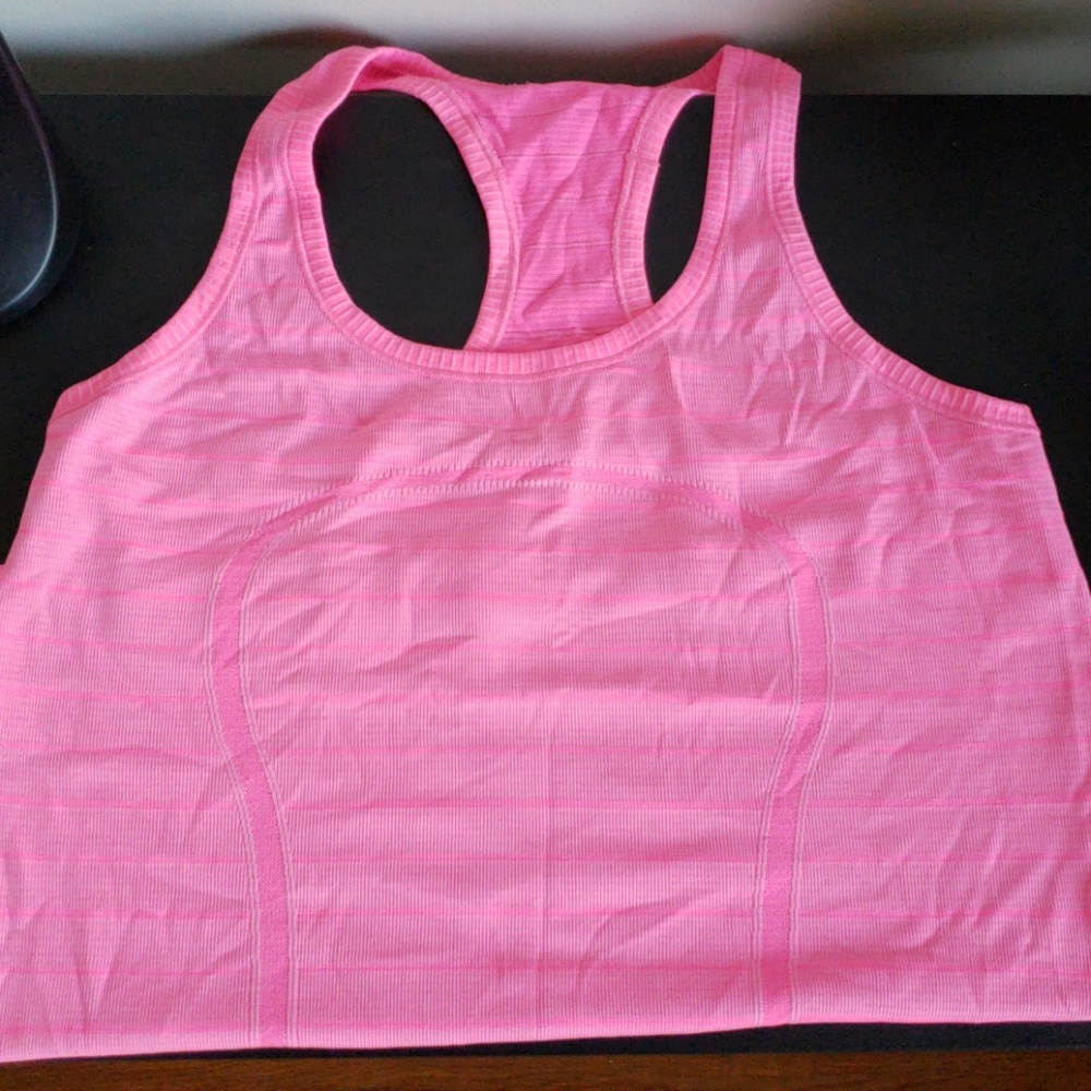 Lululemon tank